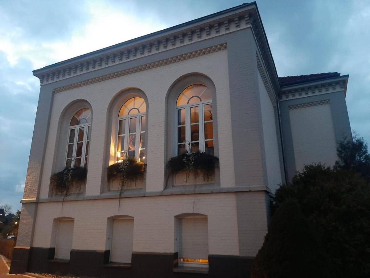 Wohnen Im Alten Amtsgericht Im Herzen Von Xanten Ngoại thất bức ảnh